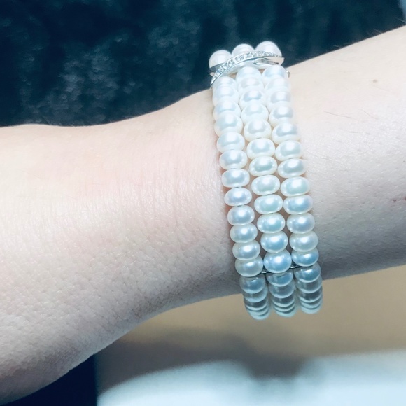 Perlaviva Freshwater Pearl 3-Row Coil X Bracelet - Picture 7 of 8